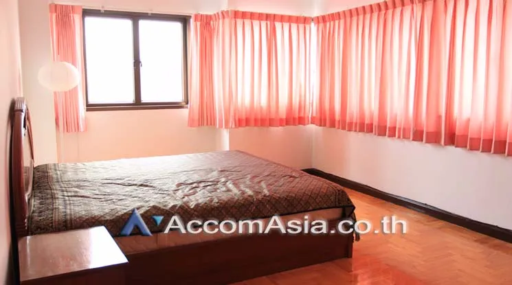 unit 3 Bedrooms  Condominium For Rent in Sukhumvit, Bangkok  near BTS Thong Lo (25740)
