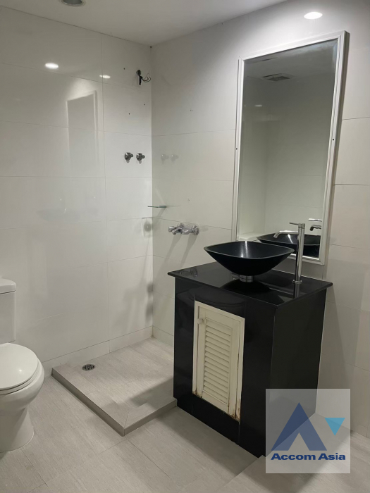 14  3 br Condominium for rent and sale in Ploenchit ,Bangkok BTS Ploenchit at La Maison Ruamrudee AA43415