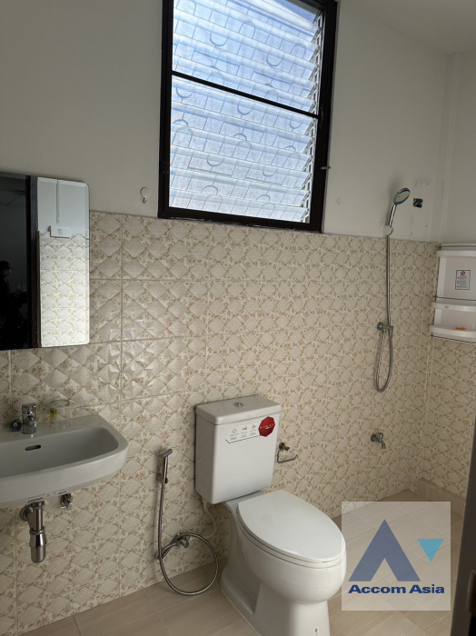 7  5 br House for rent and sale in Sukhumvit ,Bangkok BTS Punnawithi AA43470