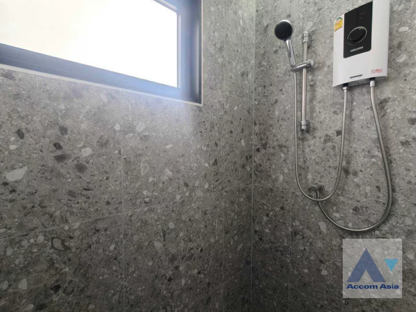 30  5 br House For Rent in Sukhumvit ,Bangkok BTS Thong Lo AA43569