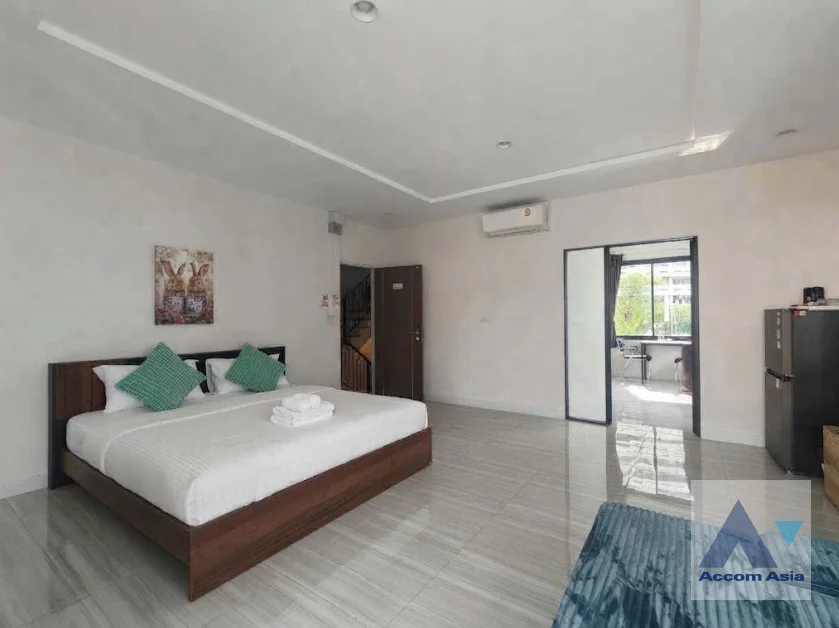 14  5 br House For Rent in Sukhumvit ,Bangkok BTS Thong Lo AA43569