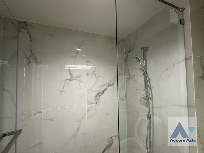 28  4 br Townhouse for rent and sale in Sathorn ,Bangkok MRT Khlong Toei - MRT Lumphini at Yenakart Residence AA43570