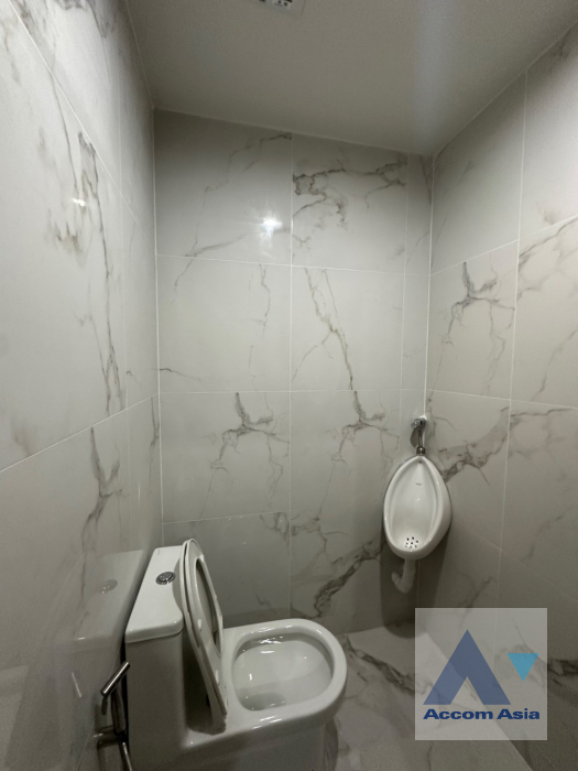 38  4 br Townhouse for rent and sale in Sathorn ,Bangkok MRT Khlong Toei - MRT Lumphini at Yenakart Residence AA43570