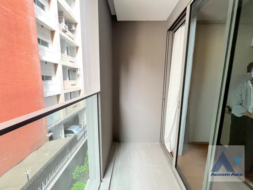 16  2 br Apartment For Rent in Sukhumvit ,Bangkok BTS Asok at Comfortable of Living Space AA43576
