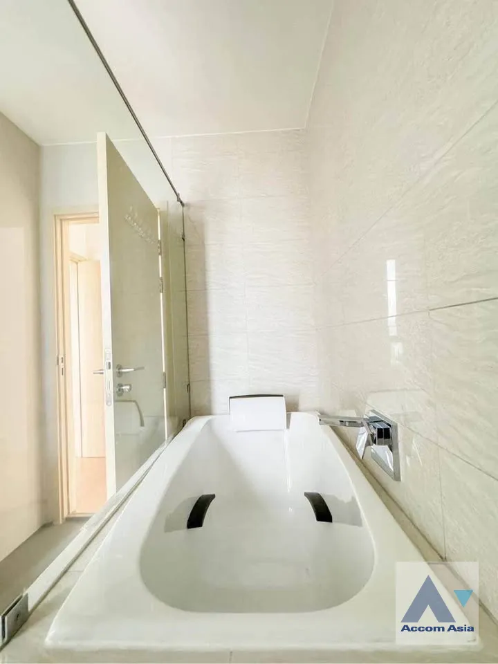 12  2 br Condominium for rent and sale in Sukhumvit ,Bangkok BTS Ekkamai at Maru Ekkamai 2 AA43734