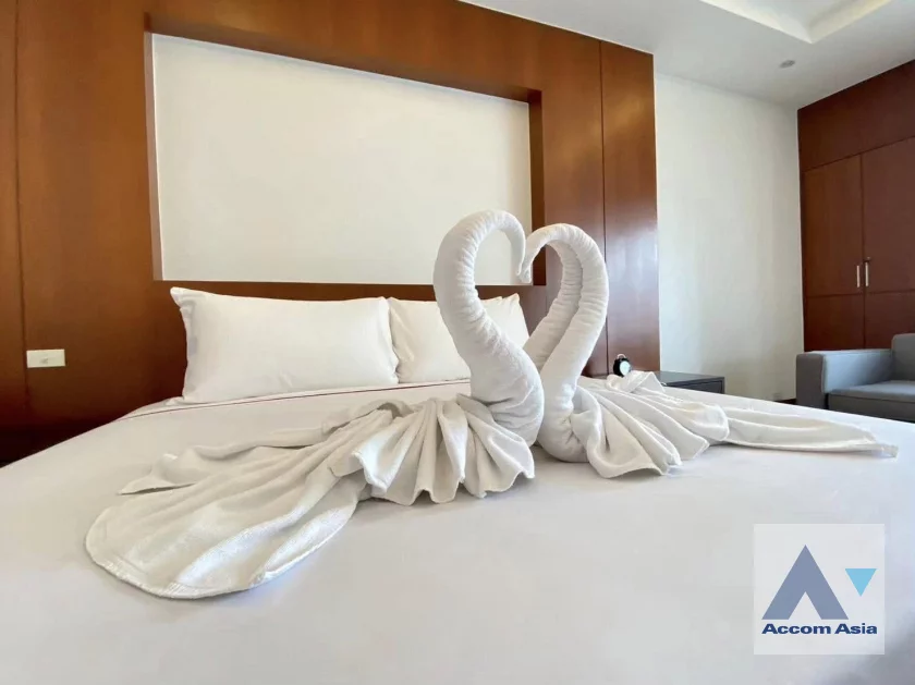9  3 br Apartment For Rent in Ploenchit ,Bangkok BTS Ploenchit at Elegance and Traditional Luxury AA43780