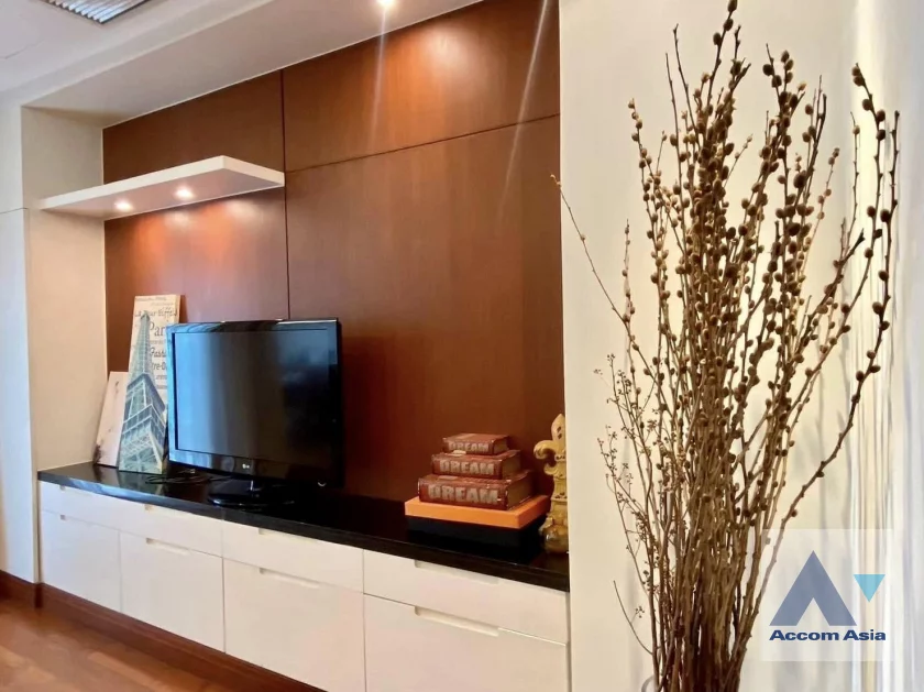 18  3 br Apartment For Rent in Ploenchit ,Bangkok BTS Ploenchit at Elegance and Traditional Luxury AA43780