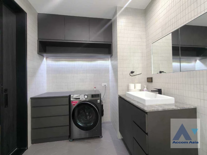 9  2 br Condominium for rent and sale in Ploenchit ,Bangkok BTS Chitlom at The Address Chidlom AA43948