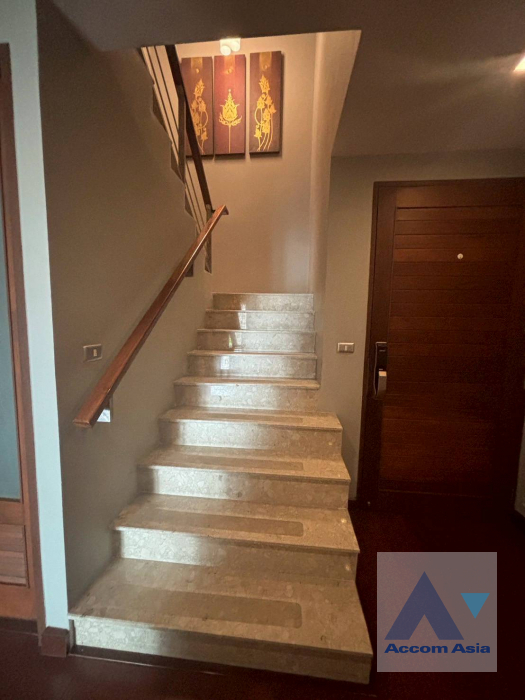 7  3 br Condominium for rent and sale in Ploenchit ,Bangkok BTS National Stadium at Pathumwan Oasis AA44031