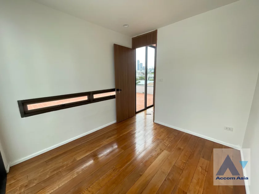 17  3 br House for rent and sale in Sukhumvit ,Bangkok BTS Asok AA44033