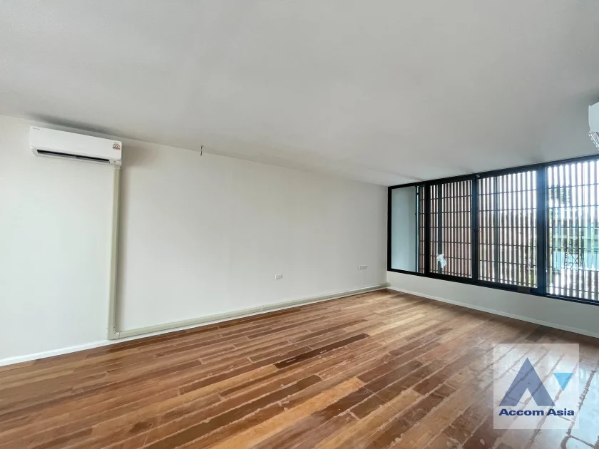 14  3 br House for rent and sale in Sukhumvit ,Bangkok BTS Asok AA44033