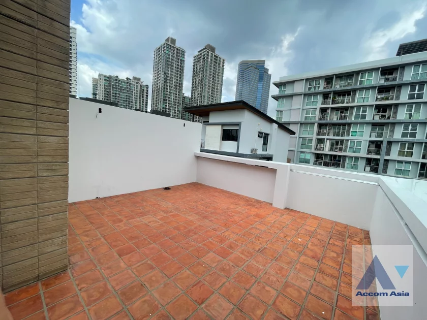 24  3 br House for rent and sale in Sukhumvit ,Bangkok BTS Asok AA44033