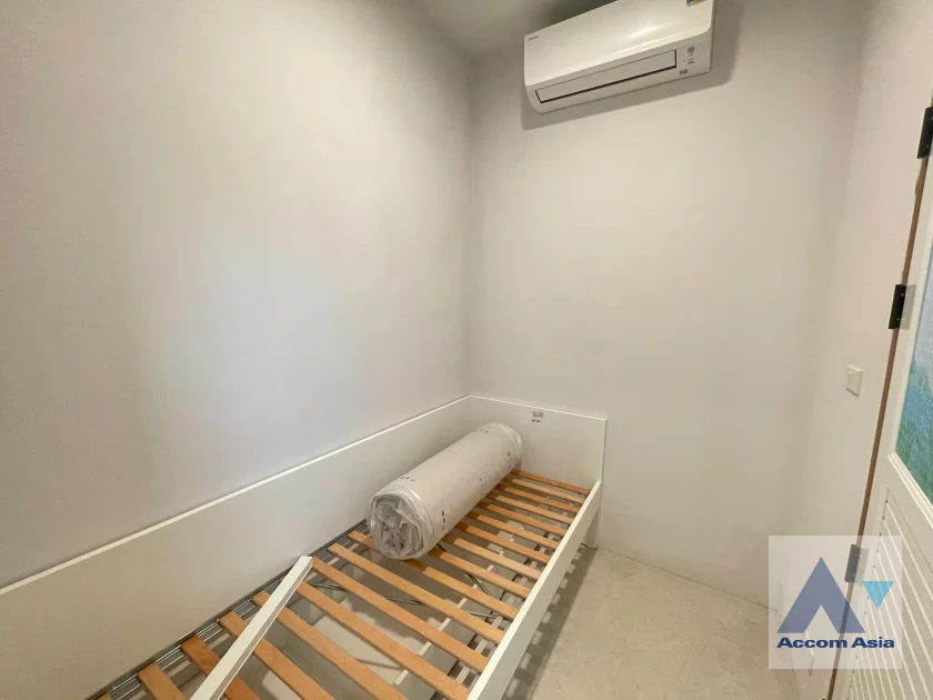 8  3 br House for rent and sale in Sukhumvit ,Bangkok BTS Asok AA44033