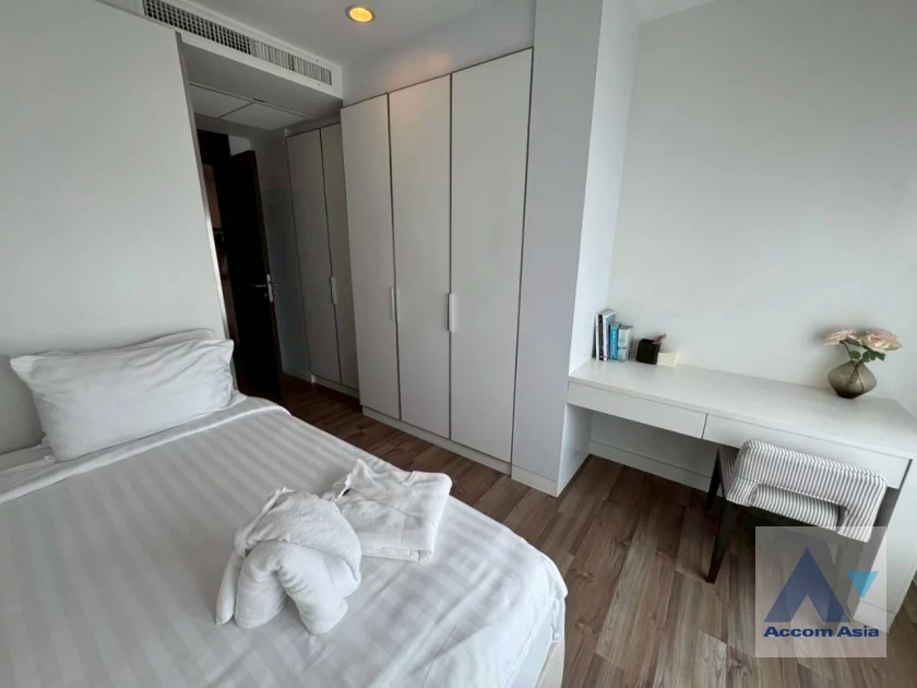 11  2 br Apartment for rent and sale in Sathorn ,Bangkok BTS Surasak at The Elegant Residence AA44170