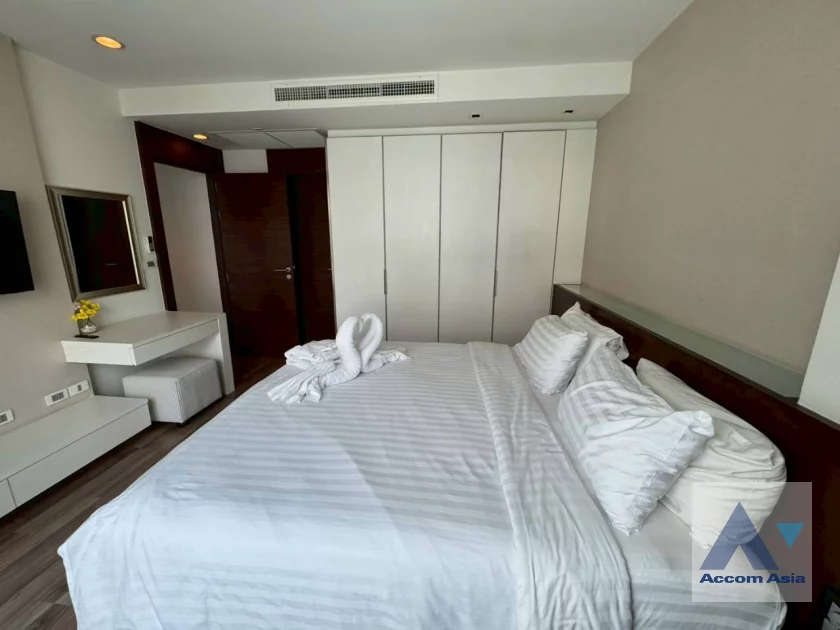 8  2 br Apartment for rent and sale in Sathorn ,Bangkok BTS Surasak at The Elegant Residence AA44170