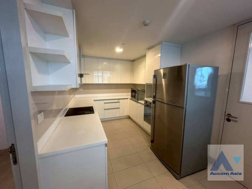 6  3 br Apartment For Rent in Sukhumvit ,Bangkok BTS Ratchadamri at Spacious Living in Asoke – 220 SQ.M. Up AA44179