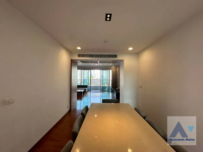 5  3 br Apartment For Rent in Sukhumvit ,Bangkok BTS Asok at Spacious Living in Asoke220 SQ.M. Up AA44179