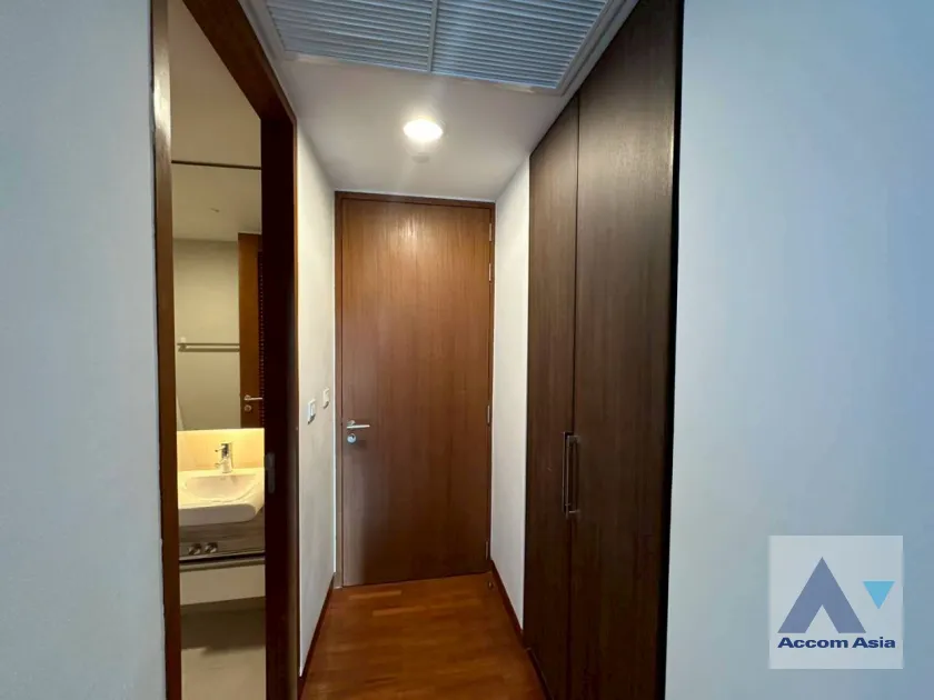 9  3 br Apartment For Rent in Sukhumvit ,Bangkok BTS Asok at Spacious Living in Asoke220 SQ.M. Up AA44179
