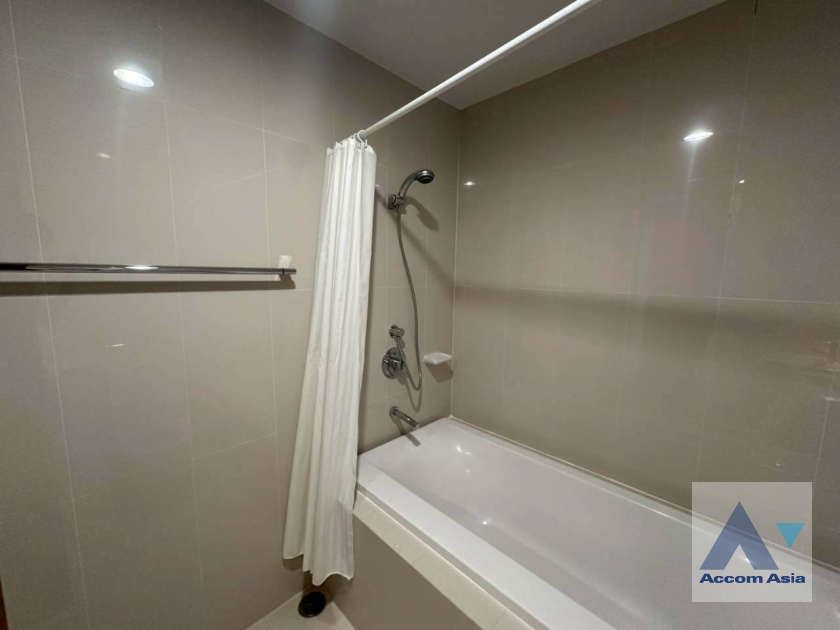 23  3 br Apartment For Rent in Sukhumvit ,Bangkok BTS Ratchadamri at Spacious Living in Asoke – 220 SQ.M. Up AA44179