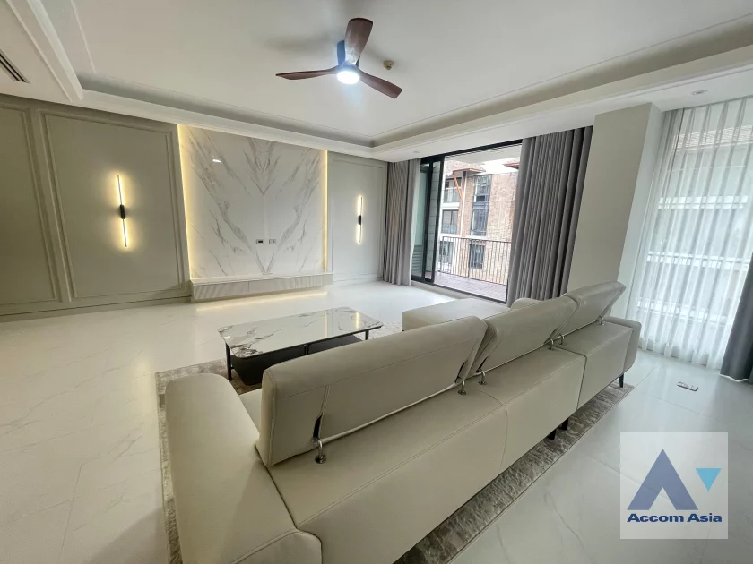  1  4 br Apartment For Rent in Sukhumvit ,Bangkok BTS Phrom Phong at Fully Facilities AA44235