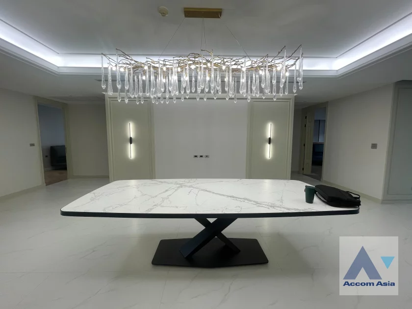 4  4 br Apartment For Rent in Sukhumvit ,Bangkok BTS Phrom Phong at Fully Facilities AA44235