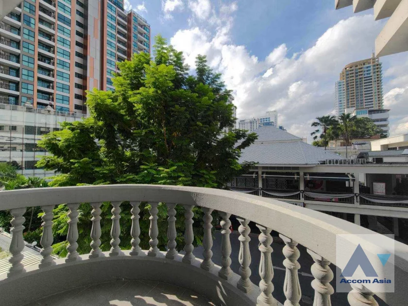 16  3 br Condominium for rent and sale in Sukhumvit ,Bangkok BTS Phrom Phong at Royal Castle Sukhumvit 39 AA44283