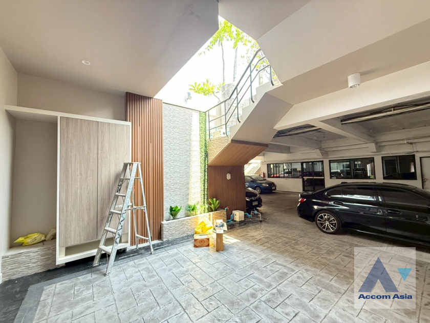6  4 br Townhouse For Rent in Sukhumvit ,Bangkok BTS Phra khanong at Regent 71 AA44324