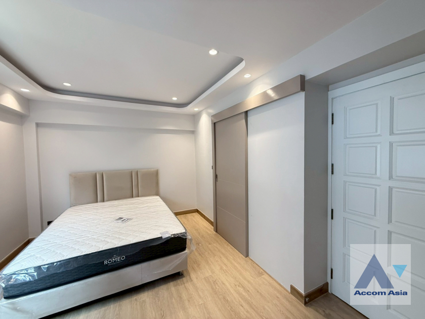 15  4 br Townhouse For Rent in Sukhumvit ,Bangkok BTS Phra khanong at Regent 71 AA44324