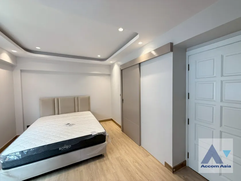 15  4 br Townhouse for rent and sale in Sukhumvit ,Bangkok BTS Phra khanong at Regent 71 AA44324