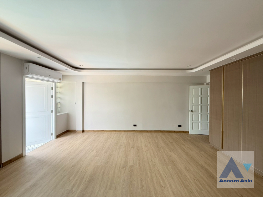 25  4 br Townhouse For Rent in Sukhumvit ,Bangkok BTS Phra khanong at Regent 71 AA44324