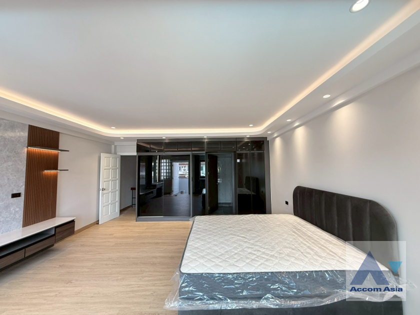 18  4 br Townhouse For Rent in Sukhumvit ,Bangkok BTS Phra khanong at Regent 71 AA44324