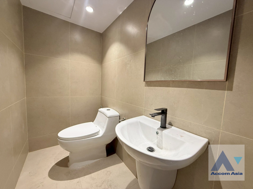 30  4 br Townhouse For Rent in Sukhumvit ,Bangkok BTS Phra khanong at Regent 71 AA44324