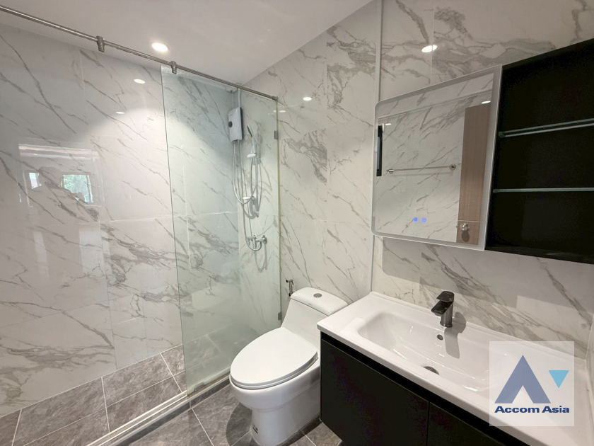 33  4 br Townhouse For Rent in Sukhumvit ,Bangkok BTS Phra khanong at Regent 71 AA44324