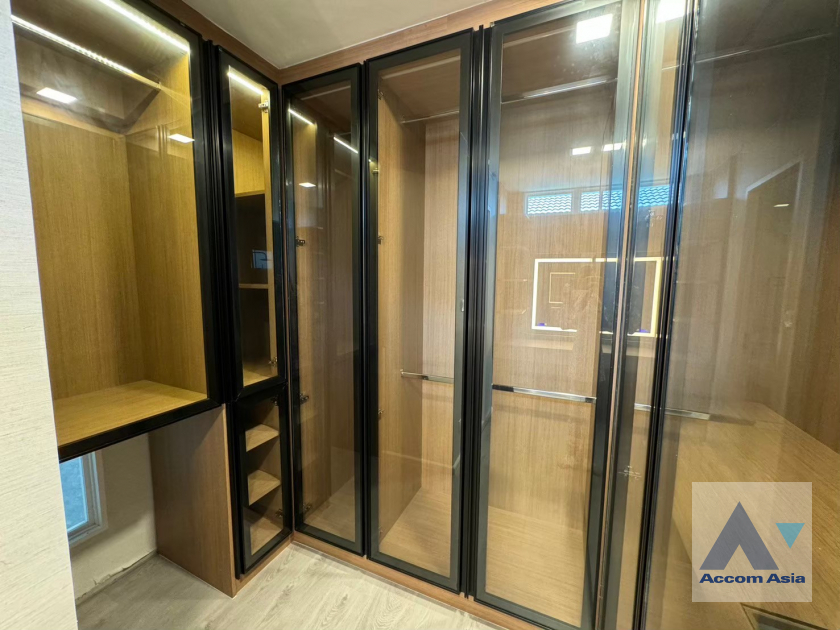 12  4 br House For Rent in Pattanakarn ,Bangkok BTS Bang Na at Manthana Bangna Wongwaen AA44358