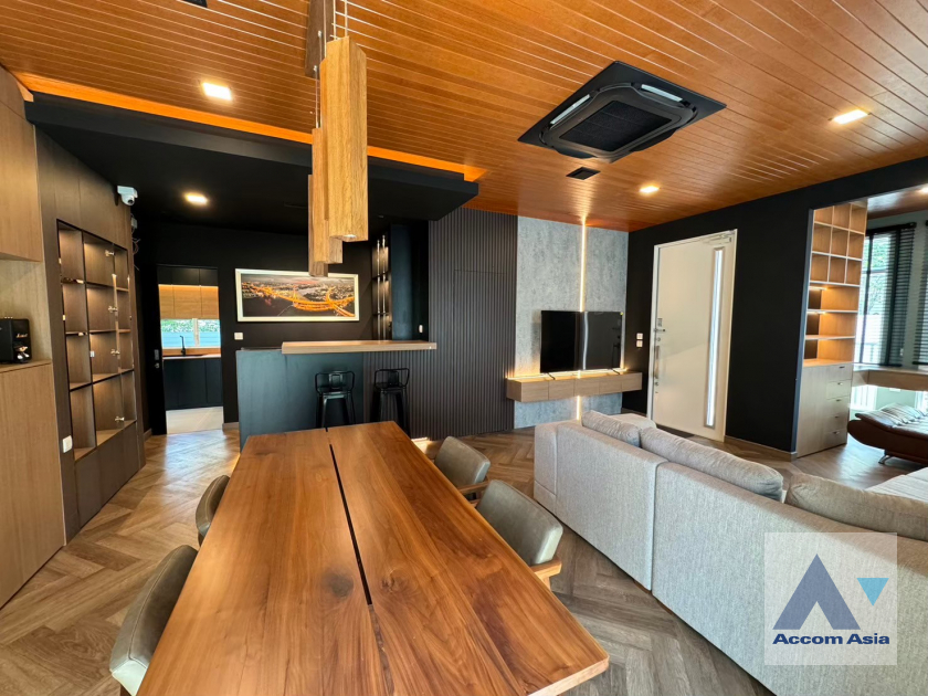 6  4 br House For Rent in Pattanakarn ,Bangkok BTS Bang Na at Manthana Bangna Wongwaen AA44358