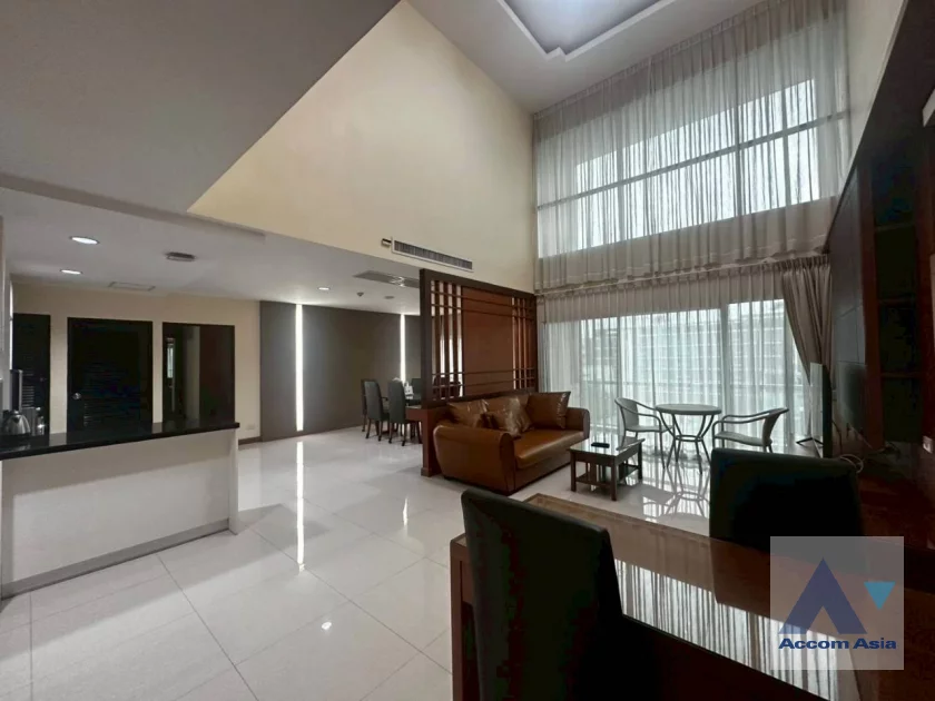  2  3 br Apartment For Rent in Sukhumvit ,Bangkok BTS Ekkamai at Low Rise Residence AA44367