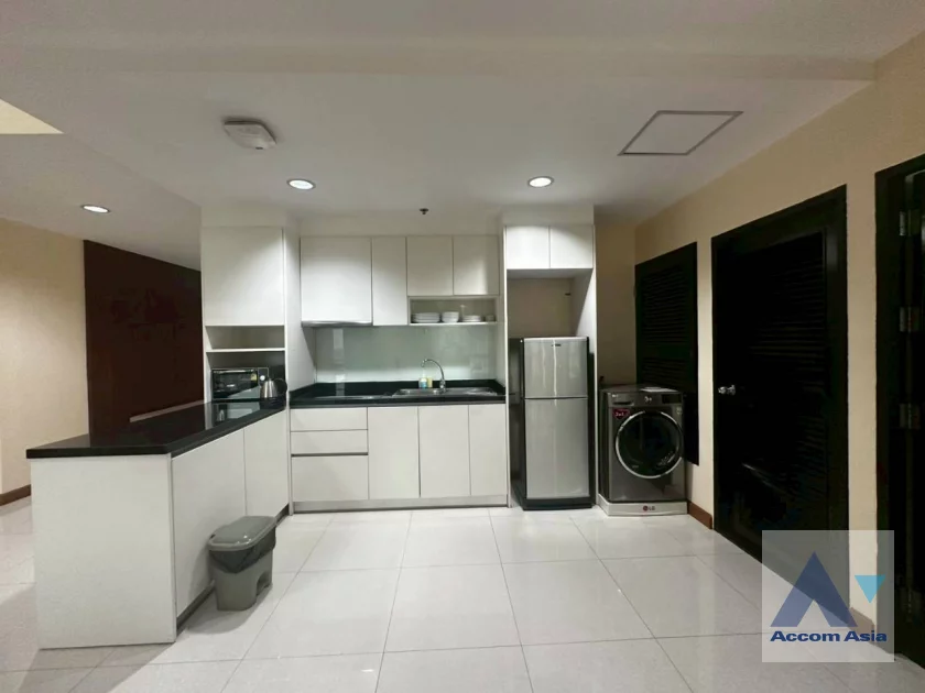 9  3 br Apartment For Rent in Sukhumvit ,Bangkok BTS Ekkamai at Low Rise Residence AA44367