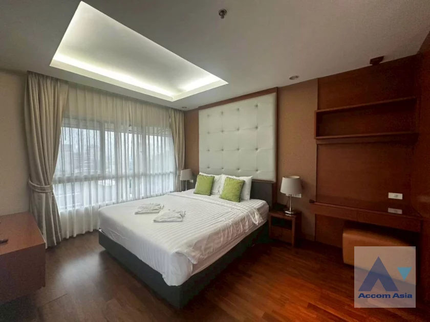 18  3 br Apartment For Rent in Sukhumvit ,Bangkok BTS Ekkamai at Low Rise Residence AA44367