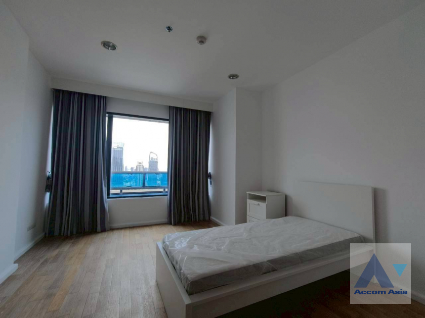 19  2 br Condominium for rent and sale in Ploenchit ,Bangkok BTS Chitlom at Royal Maneeya Executive Residence AA44487