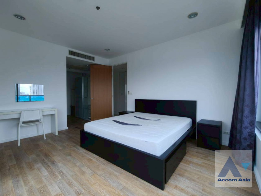 10  2 br Condominium for rent and sale in Ploenchit ,Bangkok BTS Chitlom at Royal Maneeya Executive Residence AA44487