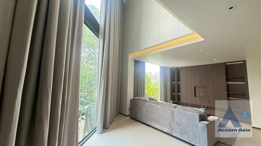  1  3 br Apartment For Rent in Sukhumvit ,Bangkok BTS Phrom Phong at Modern Brand New Apartment AA44583
