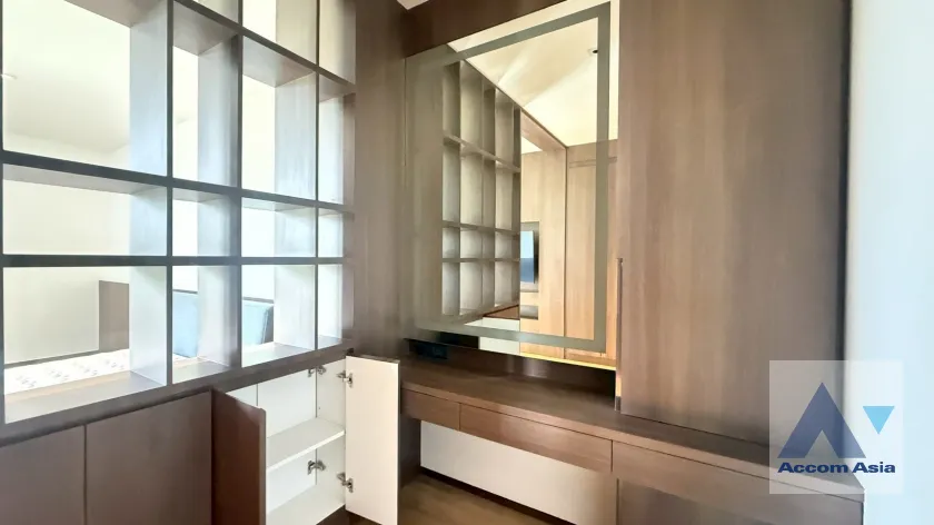 6  3 br Apartment For Rent in Sukhumvit ,Bangkok BTS Phrom Phong at Modern Brand New Apartment AA44583