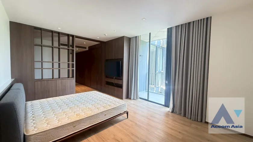 13  3 br Apartment For Rent in Sukhumvit ,Bangkok BTS Phrom Phong at Modern Brand New Apartment AA44583