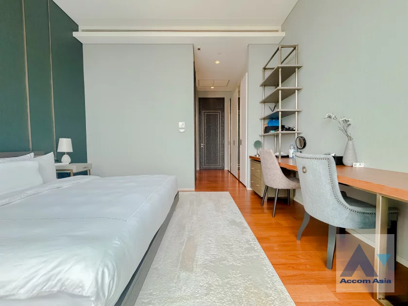 17  3 br Condominium For Sale in Ploenchit ,Bangkok BTS Chitlom at The Residences at Sindhorn Kempinski Hotel Bangkok AA44600