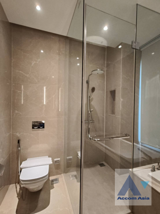 22  2 br Condominium For Rent in Charoen Nakhon ,Bangkok BTS Krung Thon Buri at Magnolias Waterfront Residences AA44657