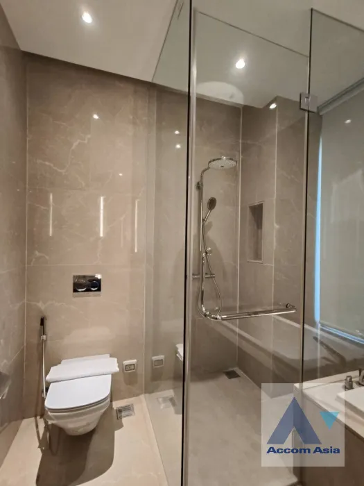 22  2 br Condominium For Rent in Charoen Nakhon ,Bangkok BTS Krung Thon Buri at Magnolias Waterfront Residences AA44657