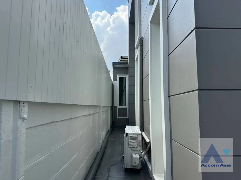 29  3 br Townhouse For Rent in Sukhumvit ,Bangkok BTS Phra khanong AA44795
