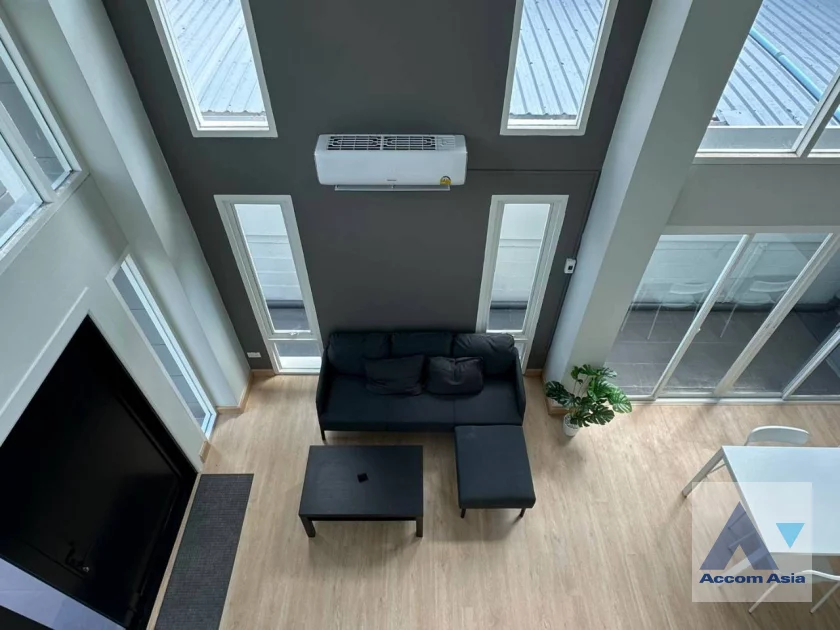 5  3 br Townhouse For Rent in Sukhumvit ,Bangkok BTS Phra khanong AA44795