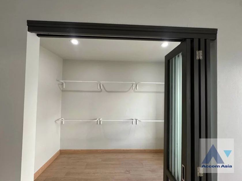 22  3 br Townhouse For Rent in Sukhumvit ,Bangkok BTS Phra khanong AA44795