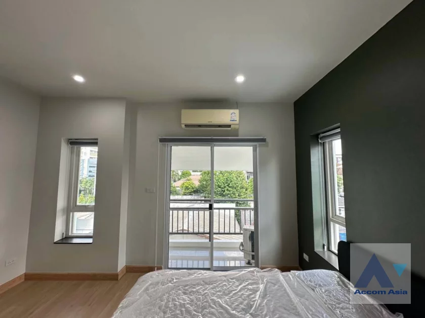 17  3 br Townhouse For Rent in Sukhumvit ,Bangkok BTS Phra khanong AA44795